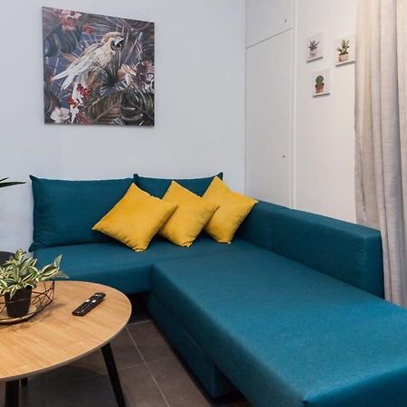 Elegant Urban Escape 1 Bd Apt In Kolonaki Apartment Атина Екстериор снимка