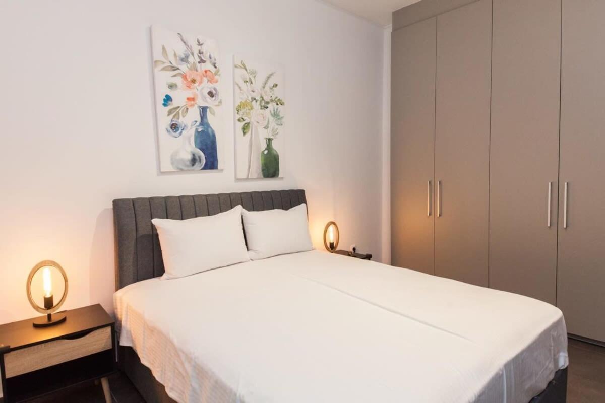 Elegant Urban Escape 1 Bd Apt In Kolonaki Apartment Атина Екстериор снимка