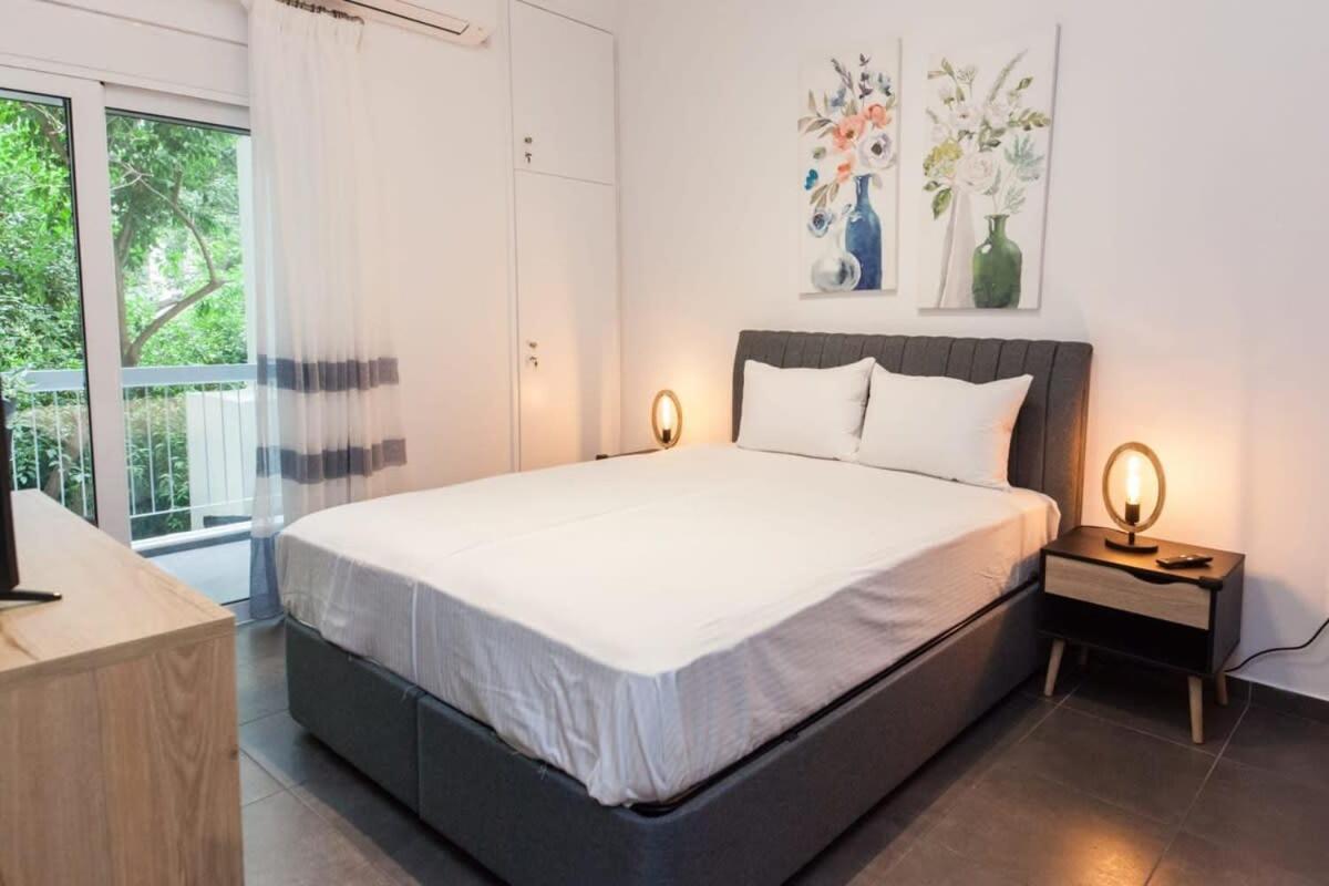 Elegant Urban Escape 1 Bd Apt In Kolonaki Apartment Атина Екстериор снимка